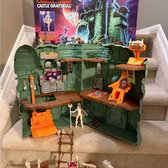 Masters of the Universe Castle Grayskull Playset Action Figure MOTU - Picture 4 of 14